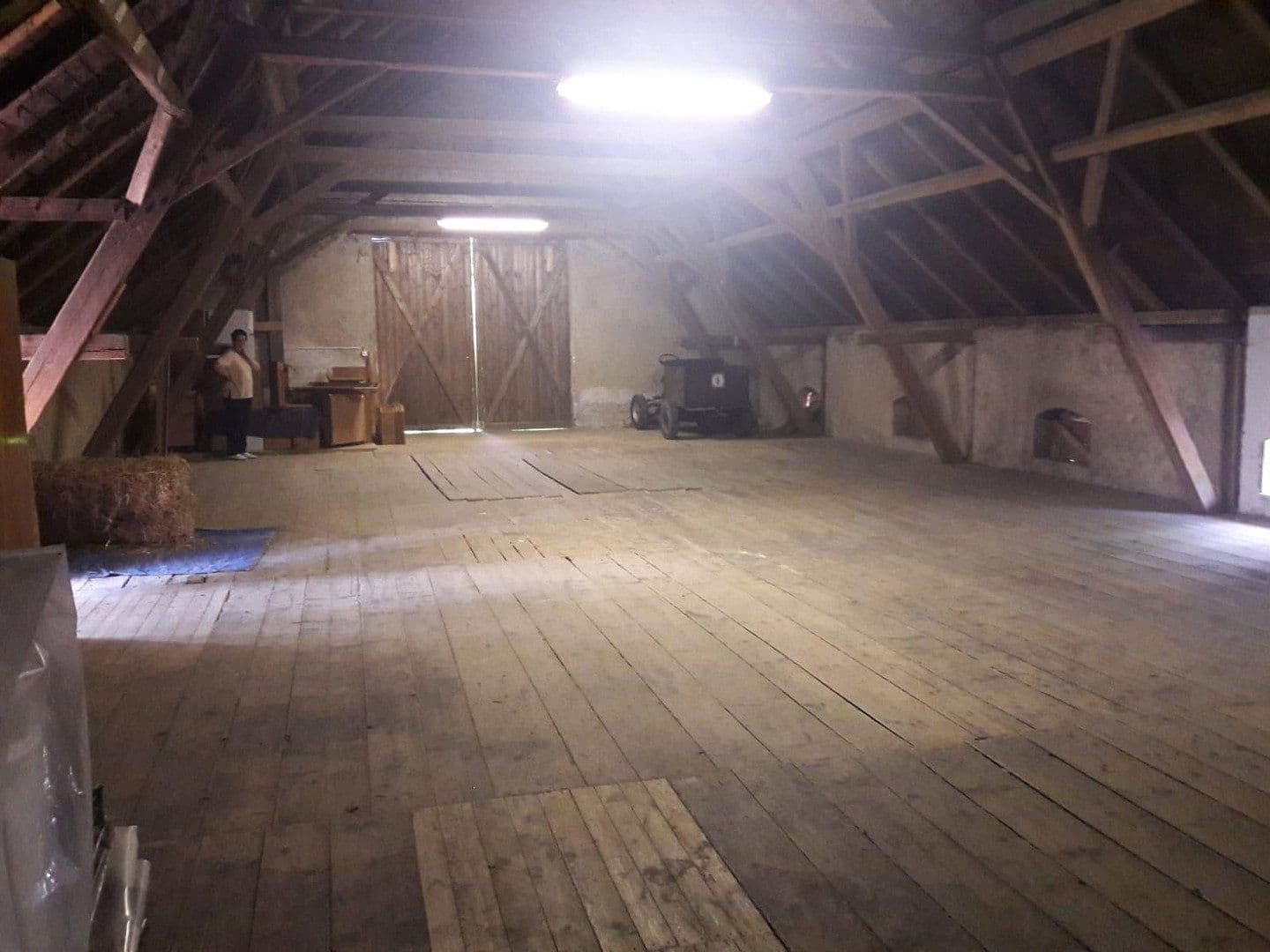 Prenájom nebytového priestoru 200 m², Neuhausen/Erzgebirge, Sasko Prenájom nebytového priestoru 200 m², Neuhausen/Erzgebirge, Sasko