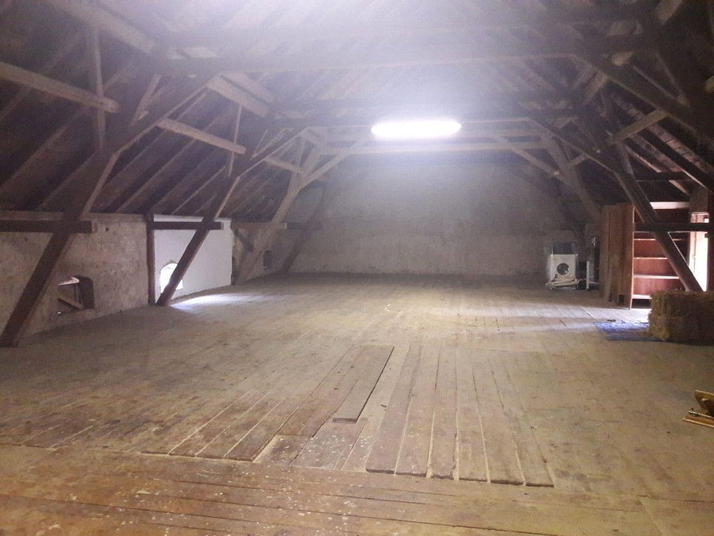 Prenájom nebytového priestoru 200 m², Neuhausen/Erzgebirge, Sasko Prenájom nebytového priestoru 200 m², Neuhausen/Erzgebirge, Sasko