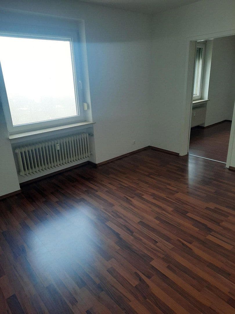 Prenájom bytu 3-izbový 100 m², Salmuthstr. 35, Hagen, Severné Porýnie - Westfálsko Prenájom bytu 3-izbový 100 m², Salmuthstr. 35, Hagen, Severné Porýnie - Westfálsko