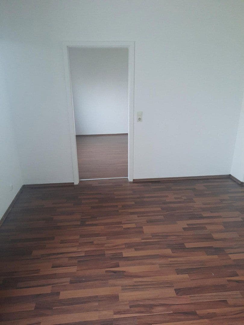 Prenájom bytu 3-izbový 100 m², Salmuthstr. 35, Hagen, Severné Porýnie - Westfálsko Prenájom bytu 3-izbový 100 m², Salmuthstr. 35, Hagen, Severné Porýnie - Westfálsko
