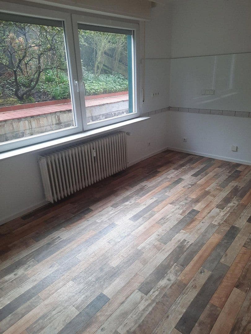 Prenájom bytu 3-izbový 100 m², Salmuthstr. 35, Hagen, Severné Porýnie - Westfálsko Prenájom bytu 3-izbový 100 m², Salmuthstr. 35, Hagen, Severné Porýnie - Westfálsko