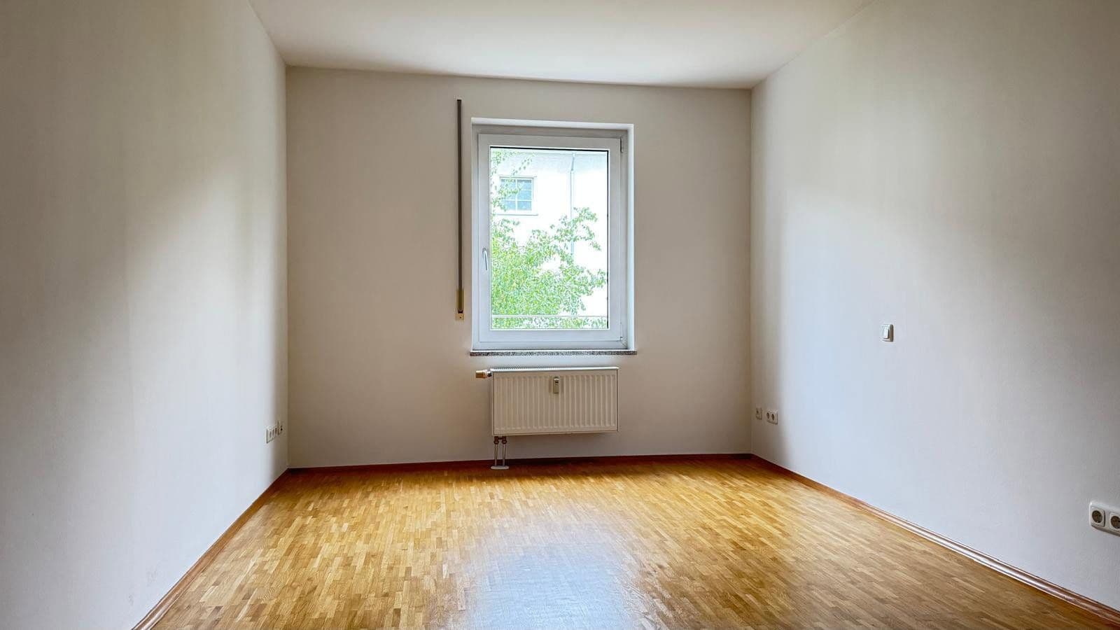 Prenájom bytu 2-izbový 55 m², Methfesselstr. 3, München, Bavorsko Prenájom bytu 2-izbový 55 m², Methfesselstr. 3, München, Bavorsko