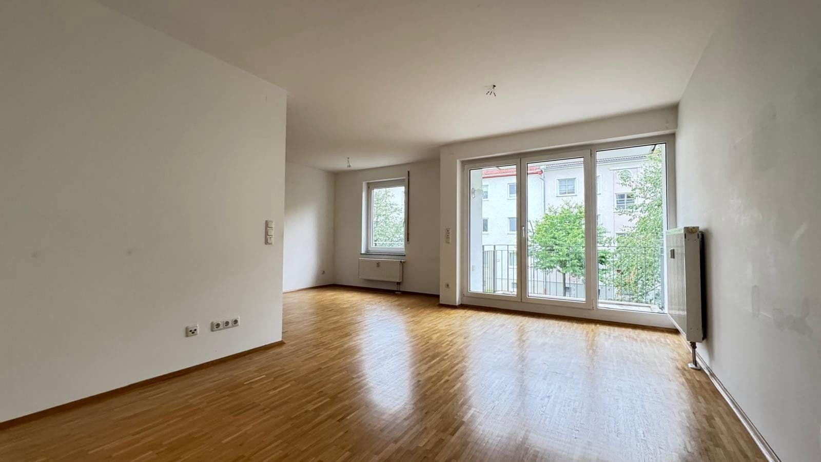Prenájom bytu 2-izbový 55 m², Methfesselstr. 3, München, Bavorsko Prenájom bytu 2-izbový 55 m², Methfesselstr. 3, München, Bavorsko