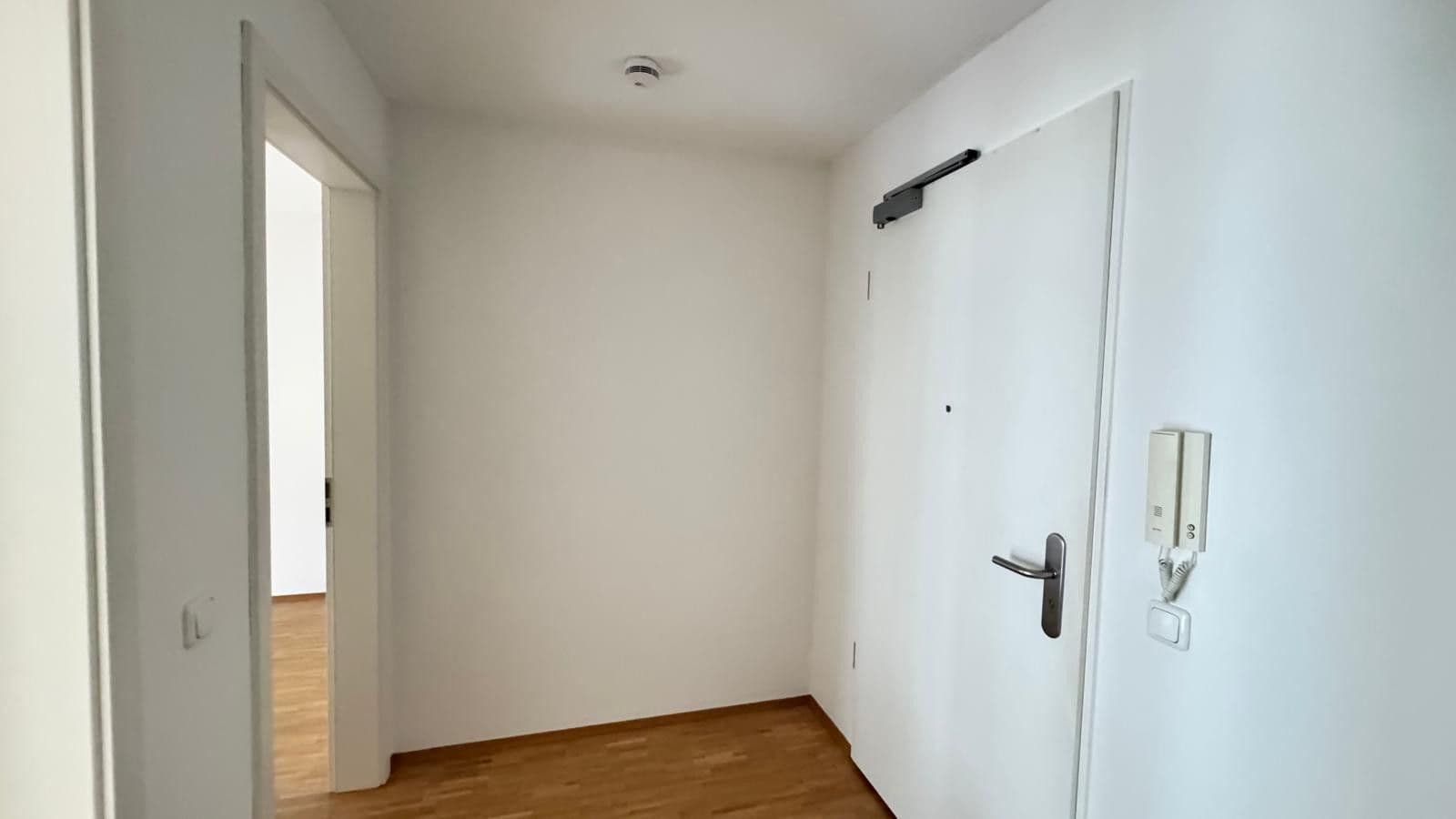Prenájom bytu 2-izbový 55 m², Methfesselstr. 3, München, Bavorsko Prenájom bytu 2-izbový 55 m², Methfesselstr. 3, München, Bavorsko