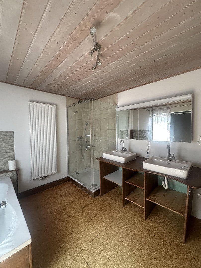 Prenájom domu 142 m², pozemek 300 m², Bad Schönborn, Bádensko-Wurttembersko Prenájom domu 142 m², pozemek 300 m², Bad Schönborn, Bádensko-Wurttembersko