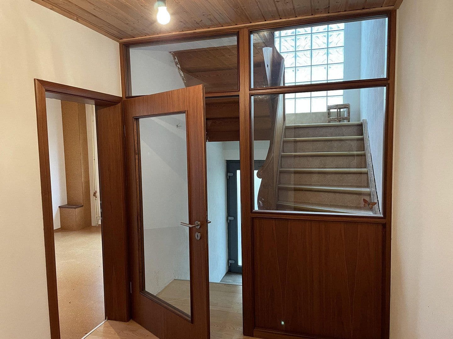 Prenájom domu 142 m², pozemek 300 m², Bad Schönborn, Bádensko-Wurttembersko Prenájom domu 142 m², pozemek 300 m², Bad Schönborn, Bádensko-Wurttembersko