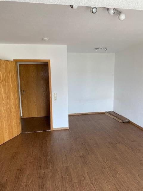 Prenájom bytu 1-izbový 43 m², Fritz-Meyer-Ring 33, Schwanstetten, Bavorsko Prenájom bytu 1-izbový 43 m², Fritz-Meyer-Ring 33, Schwanstetten, Bavorsko