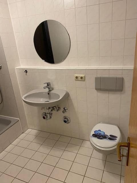 Prenájom bytu 1-izbový 43 m², Fritz-Meyer-Ring 33, Schwanstetten, Bavorsko Prenájom bytu 1-izbový 43 m², Fritz-Meyer-Ring 33, Schwanstetten, Bavorsko