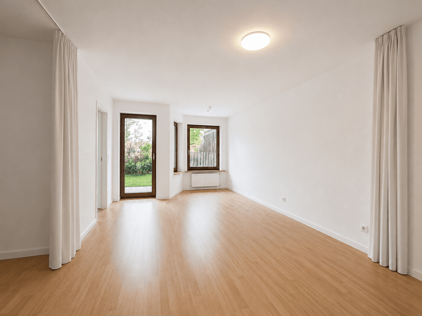 Prenájom bytu 1-izbový 49 m², Römersteinstraße 108, Reutlingen, Bádensko-Wurttembersko Prenájom bytu 1-izbový 49 m², Römersteinstraße 108, Reutlingen, Bádensko-Wurttembersko