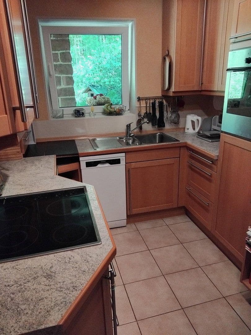 Predaj domu 180 m², pozemek 6.000 m², Lemberg, Porýnie-Falcko Predaj domu 180 m², pozemek 6.000 m², Lemberg, Porýnie-Falcko