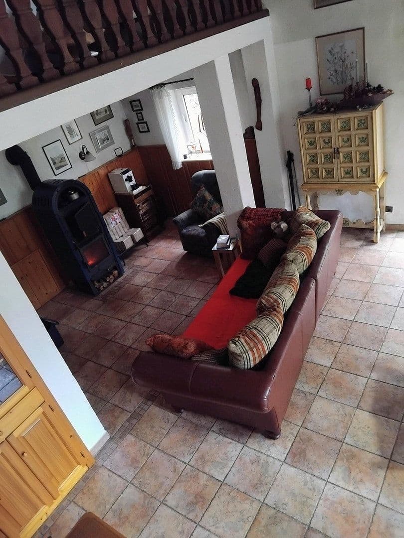 Predaj domu 180 m², pozemek 6.000 m², Lemberg, Porýnie-Falcko Predaj domu 180 m², pozemek 6.000 m², Lemberg, Porýnie-Falcko