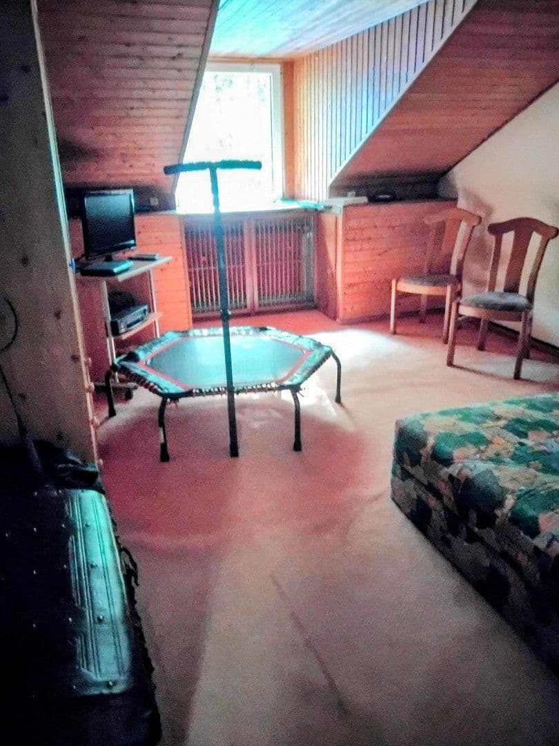 Predaj domu 180 m², pozemek 6.000 m², Lemberg, Porýnie-Falcko Predaj domu 180 m², pozemek 6.000 m², Lemberg, Porýnie-Falcko