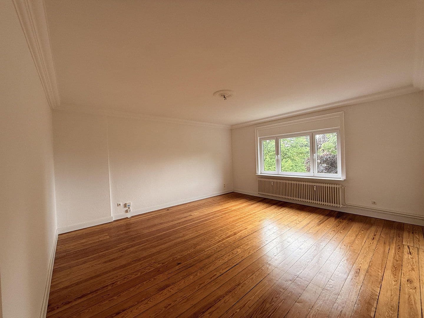 Prenájom bytu 3-izbový 100 m², Bismarckallee, Ahrensburg, Šlezvicko-Holštajnsko Prenájom bytu 3-izbový 100 m², Bismarckallee, Ahrensburg, Šlezvicko-Holštajnsko