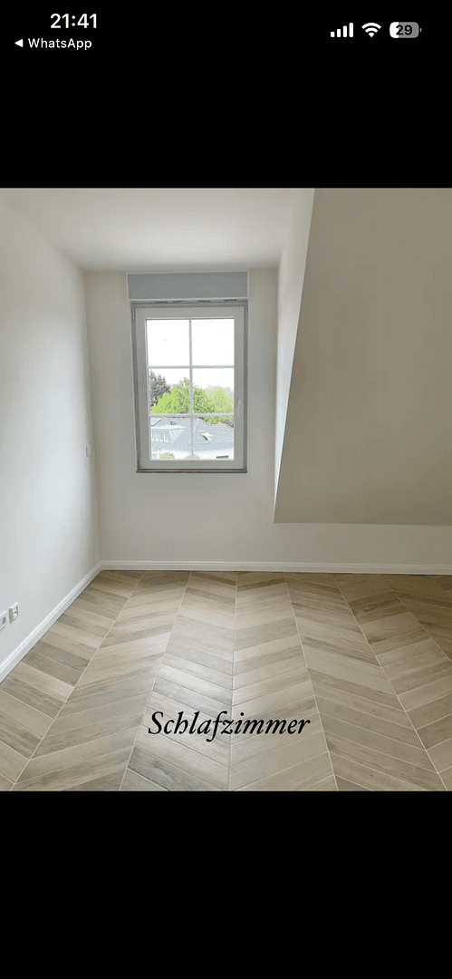 Prenájom bytu 2-izbový 85 m², Meerbuscher Straße 283, Meerbusch, Severné Porýnie - Westfálsko Prenájom bytu 2-izbový 85 m², Meerbuscher Straße 283, Meerbusch, Severné Porýnie - Westfálsko