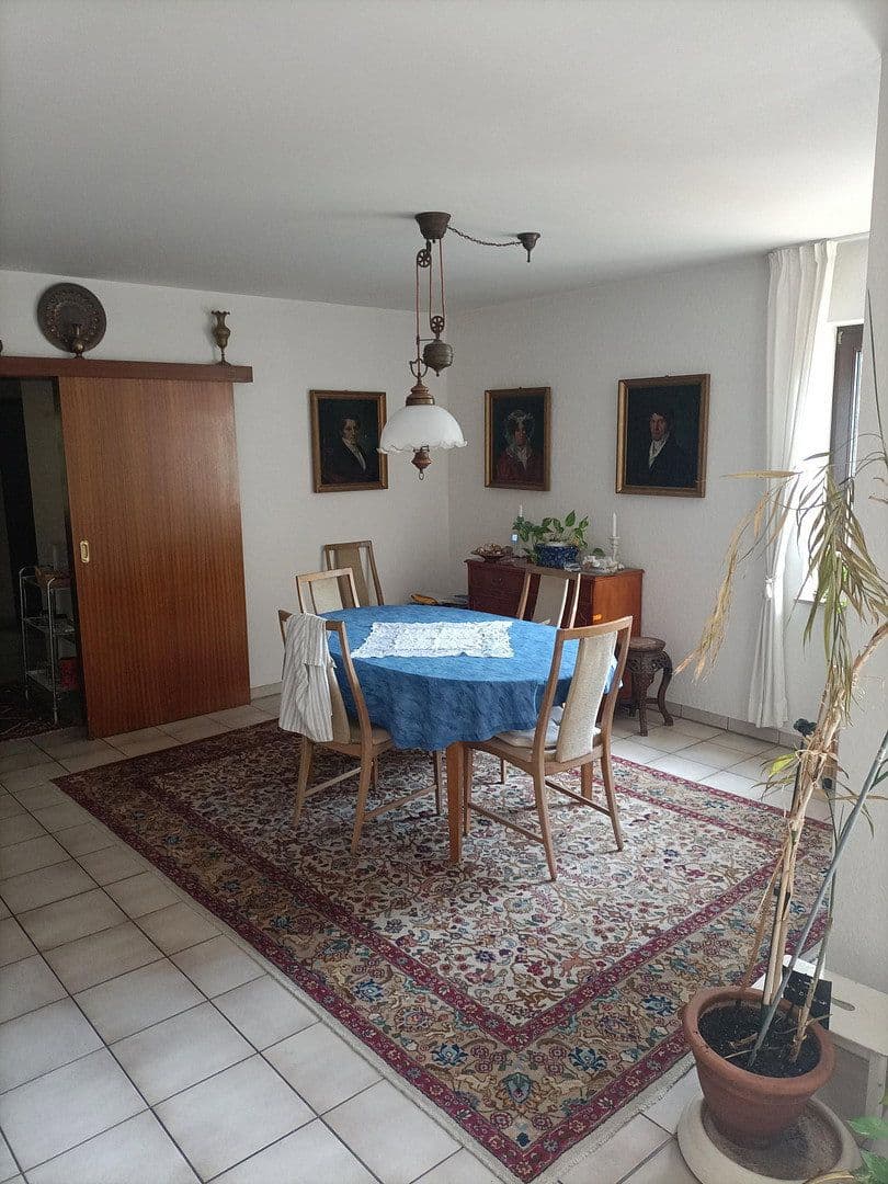 Predaj domu 124 m², pozemok 306 m², Bonn, Severné Porýnie - Westfálsko Predaj domu 124 m², pozemok 306 m², Bonn, Severné Porýnie - Westfálsko