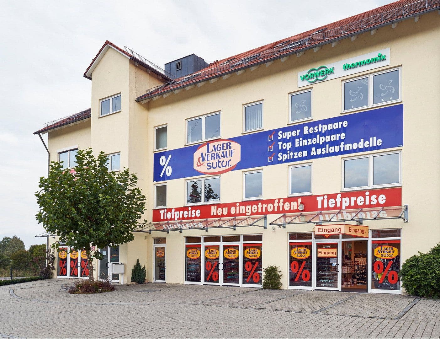 Prenájom kancelárie 750 m², Opalstr. 19, Altdorf, Bavorsko Prenájom kancelárie 750 m², Opalstr. 19, Altdorf, Bavorsko