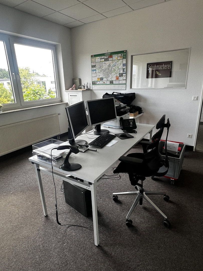 Prenájom kancelárie 750 m², Opalstr. 19, Altdorf, Bavorsko Prenájom kancelárie 750 m², Opalstr. 19, Altdorf, Bavorsko