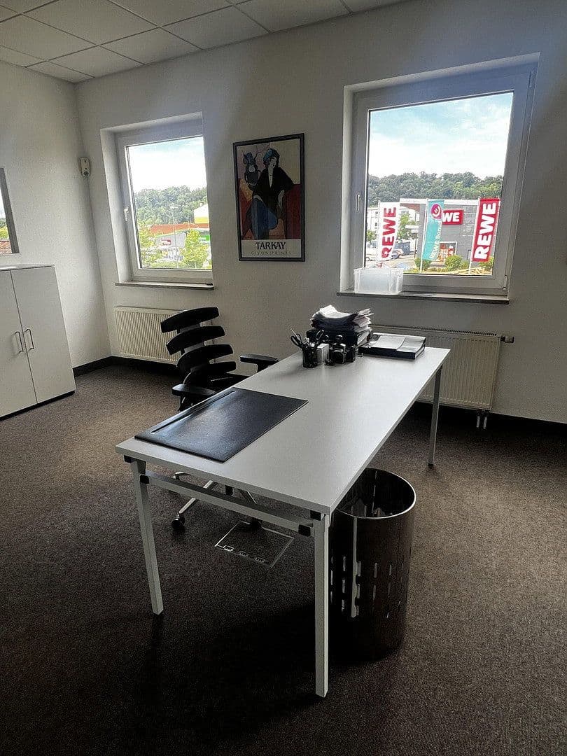 Prenájom kancelárie 750 m², Opalstr. 19, Altdorf, Bavorsko Prenájom kancelárie 750 m², Opalstr. 19, Altdorf, Bavorsko