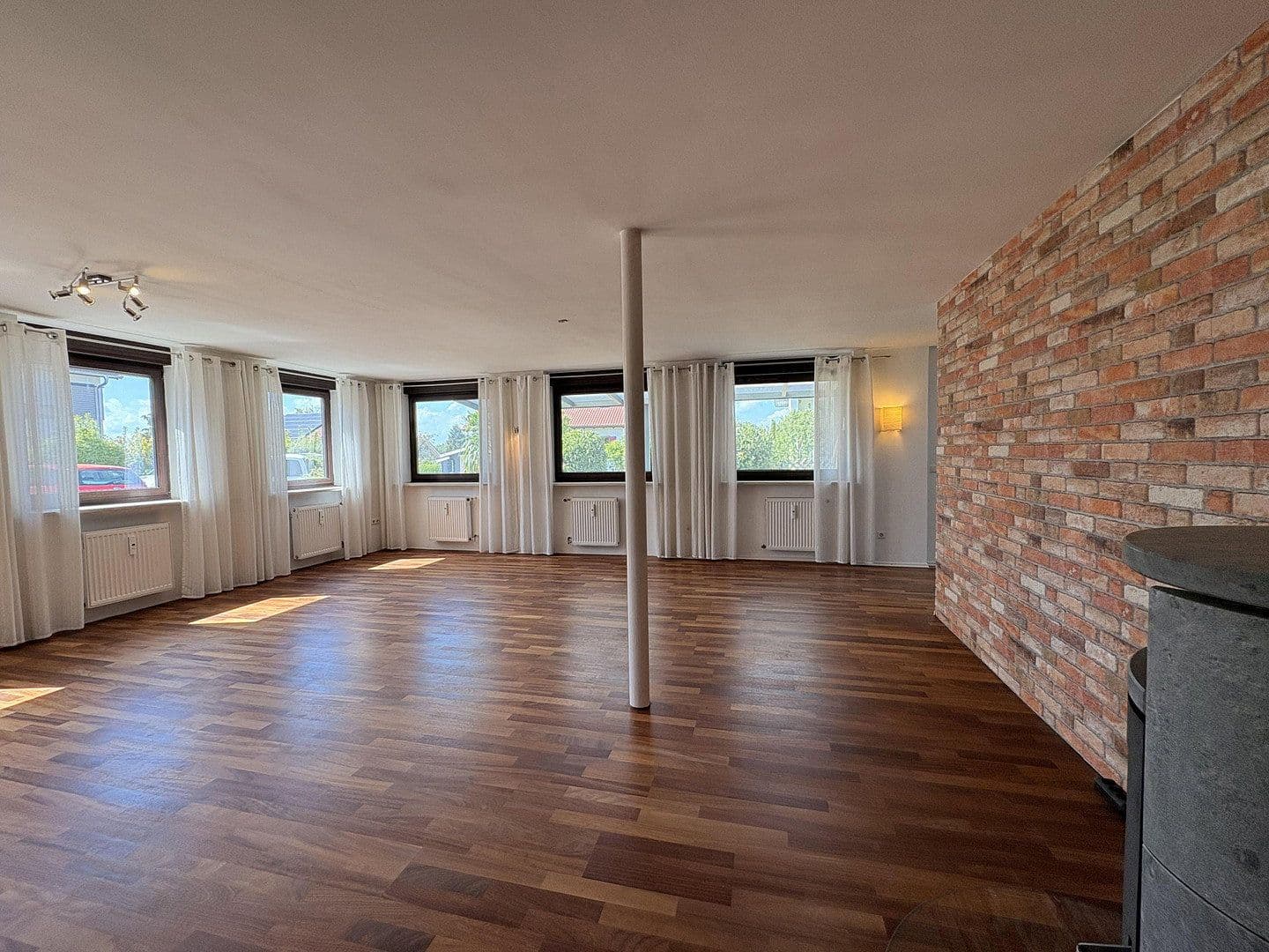 Predaj bytu 4-izbový 134 m², Inning am Ammersee, Bavorsko Predaj bytu 4-izbový 134 m², Inning am Ammersee, Bavorsko