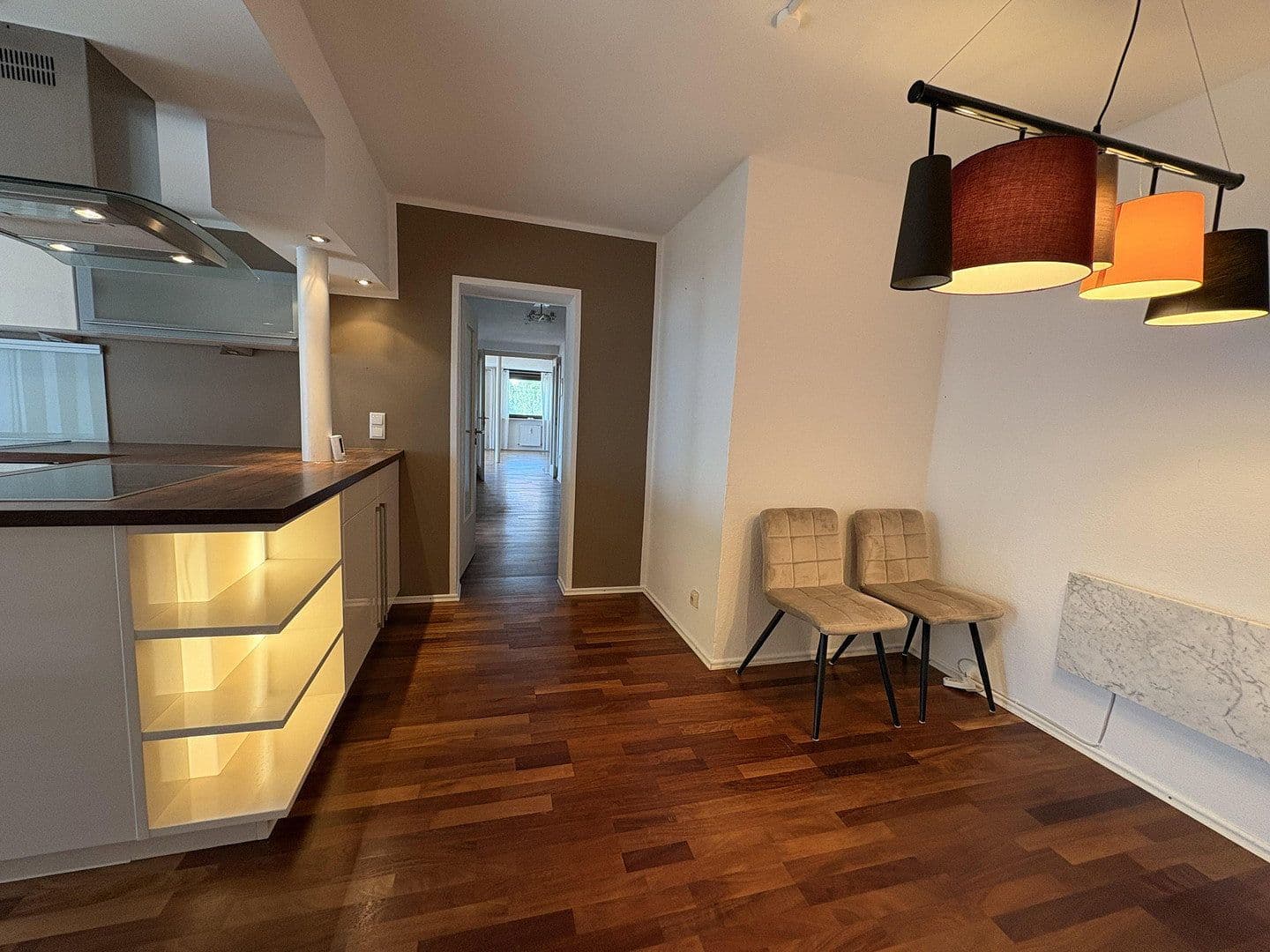 Predaj bytu 4-izbový 134 m², Inning am Ammersee, Bavorsko Predaj bytu 4-izbový 134 m², Inning am Ammersee, Bavorsko