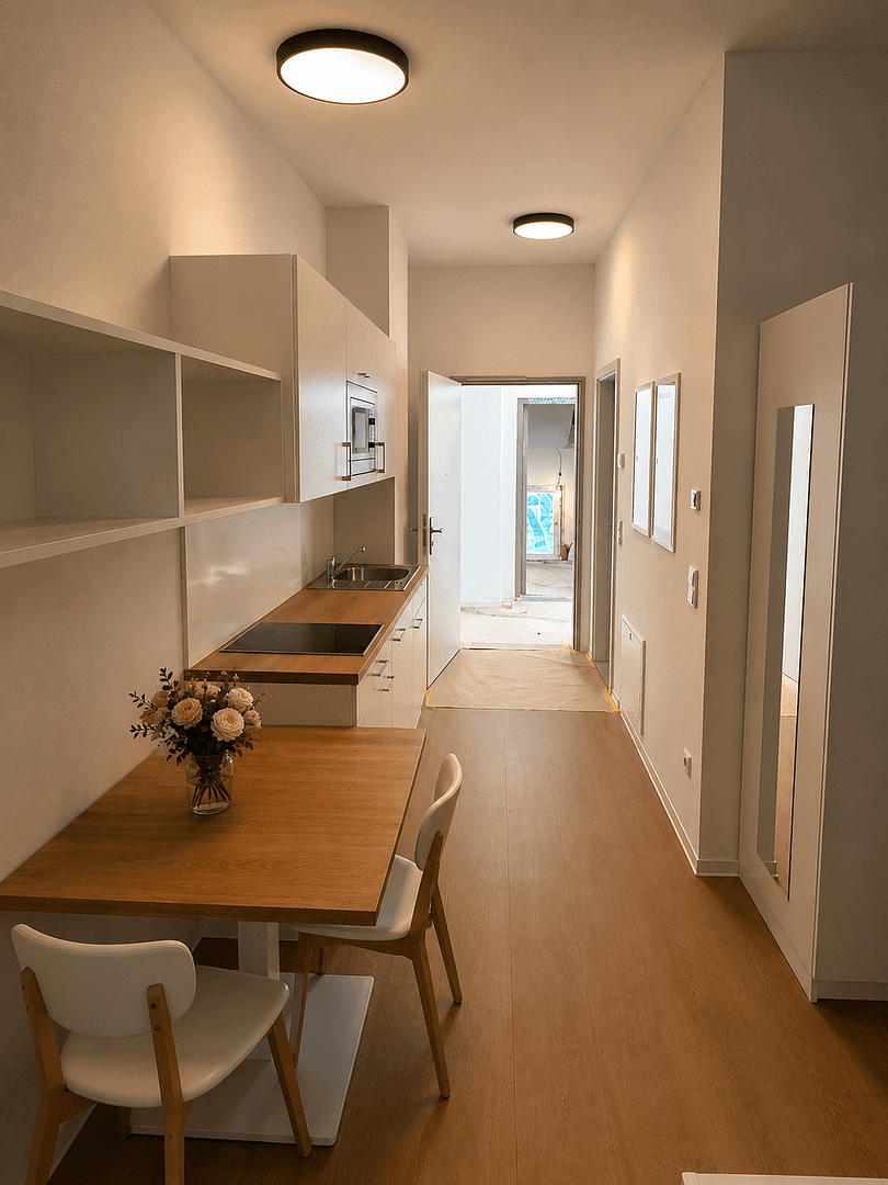 Prenájom bytu 1-izbový 20 m², Frankfurt, Hesensko Prenájom bytu 1-izbový 20 m², Frankfurt, Hesensko