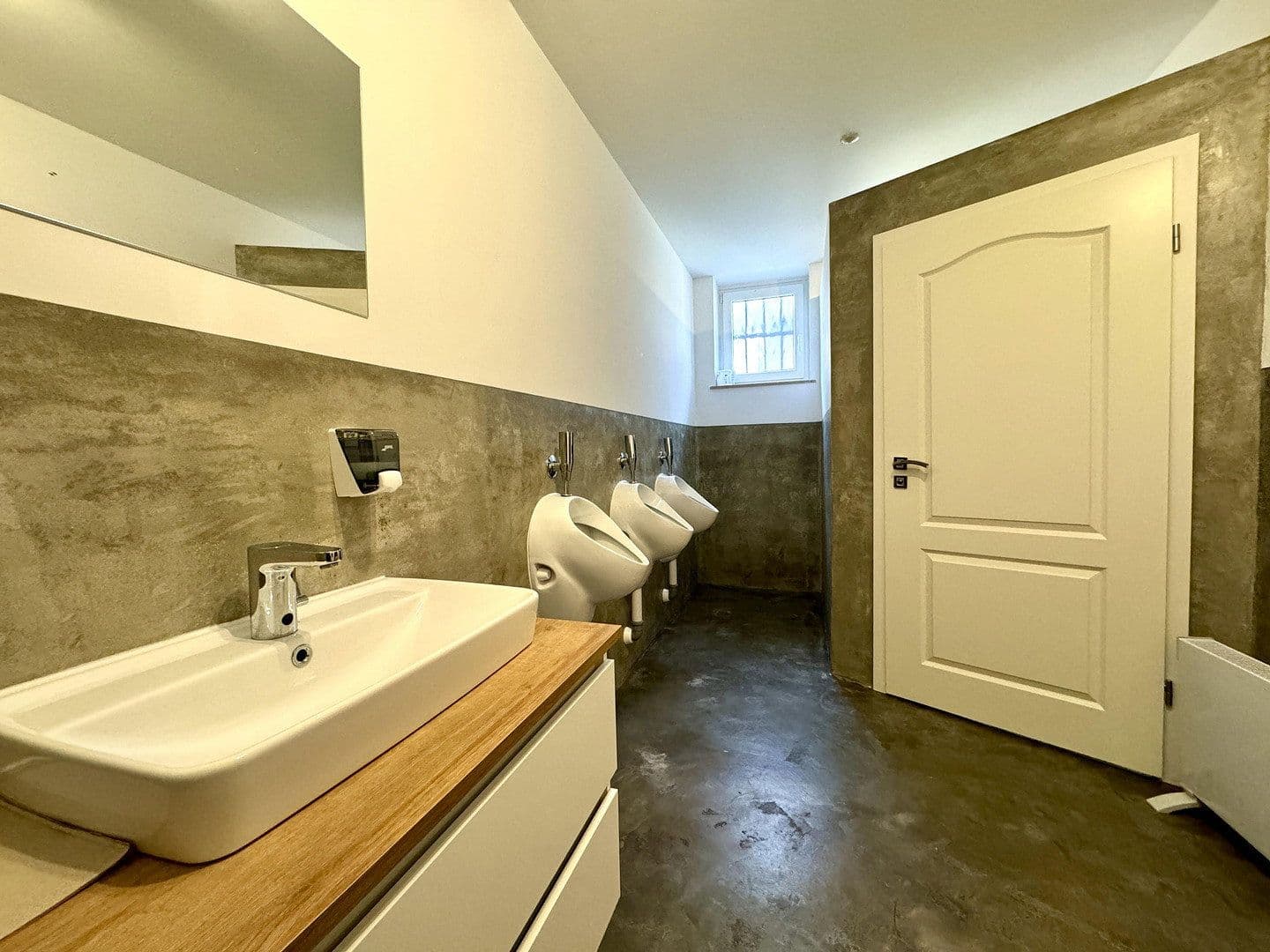 Prenájom kancelárie 246 m², Waldstr. 22, Dormagen, Severné Porýnie - Westfálsko Prenájom kancelárie 246 m², Waldstr. 22, Dormagen, Severné Porýnie - Westfálsko