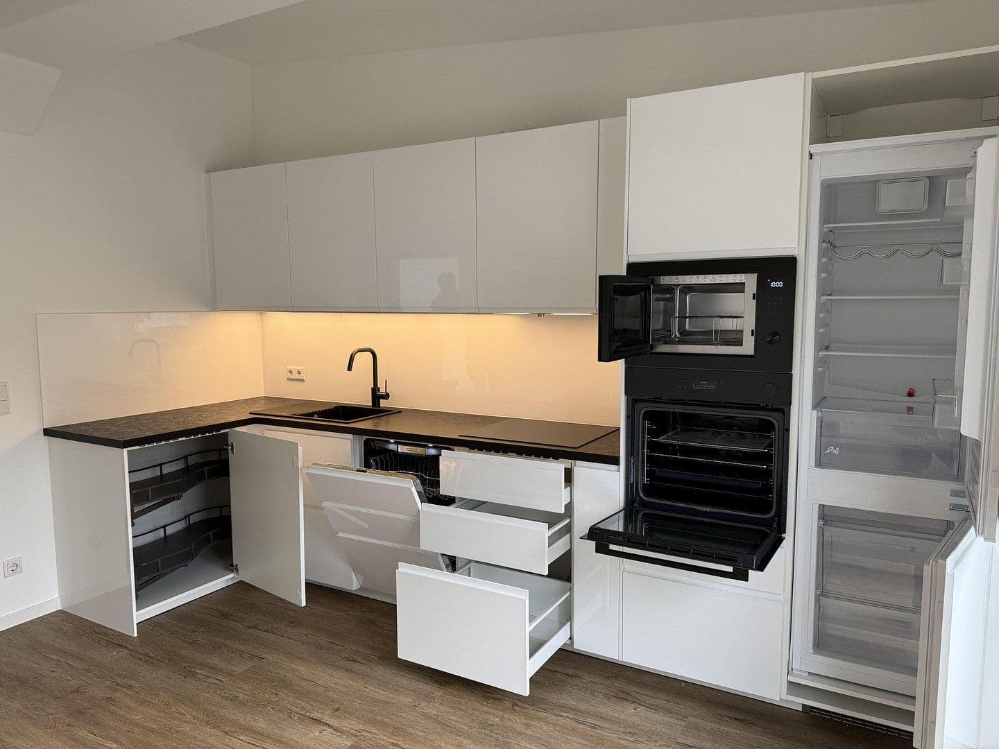 Prenájom bytu 3-izbový 79 m², Theodorstraße 41 i, Hamburg, Hamburg Prenájom bytu 3-izbový 79 m², Theodorstraße 41 i, Hamburg, Hamburg