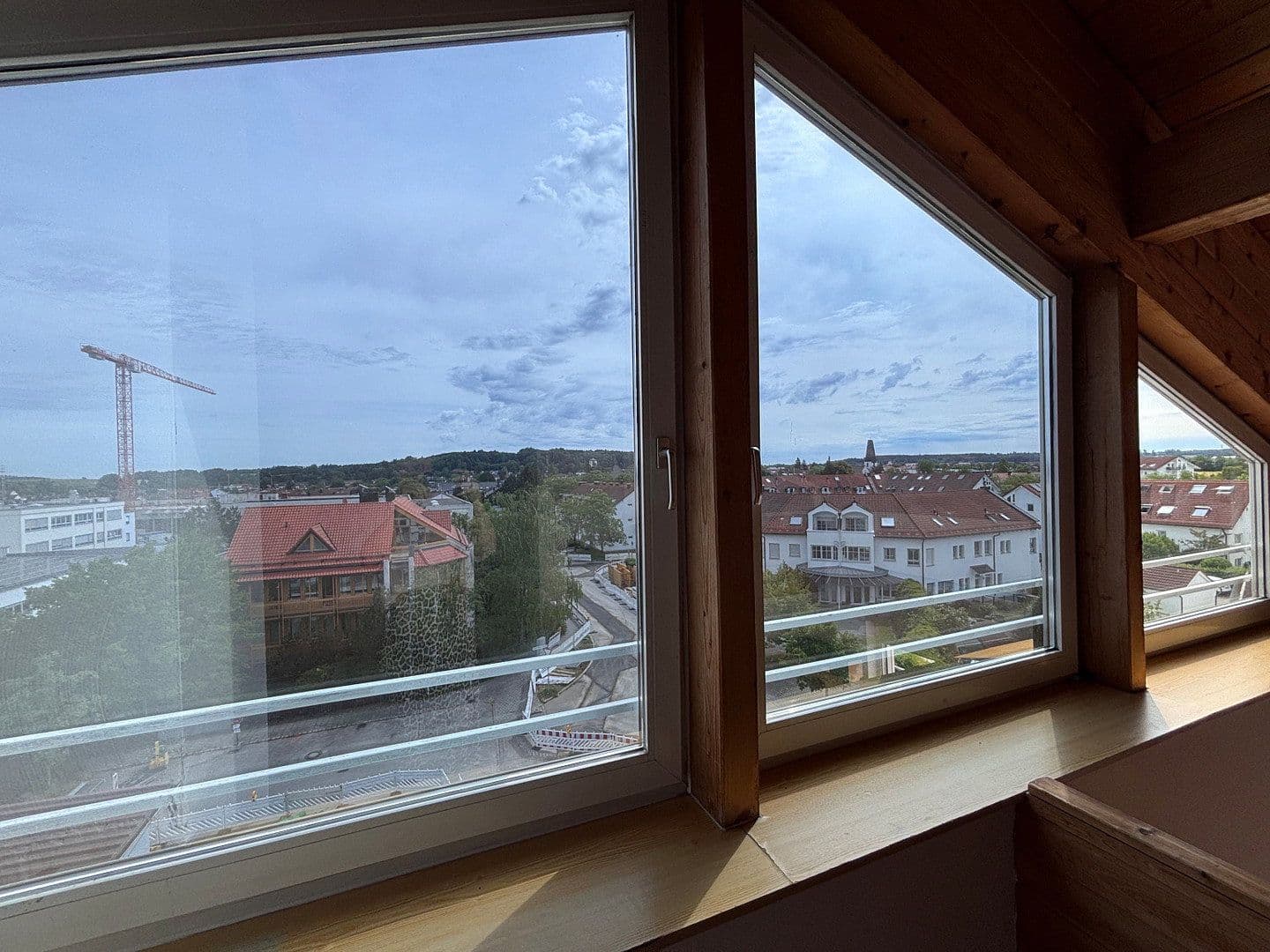 Prenájom bytu 7-izbový 175 m², Gilching, Bavorsko Prenájom bytu 7-izbový 175 m², Gilching, Bavorsko