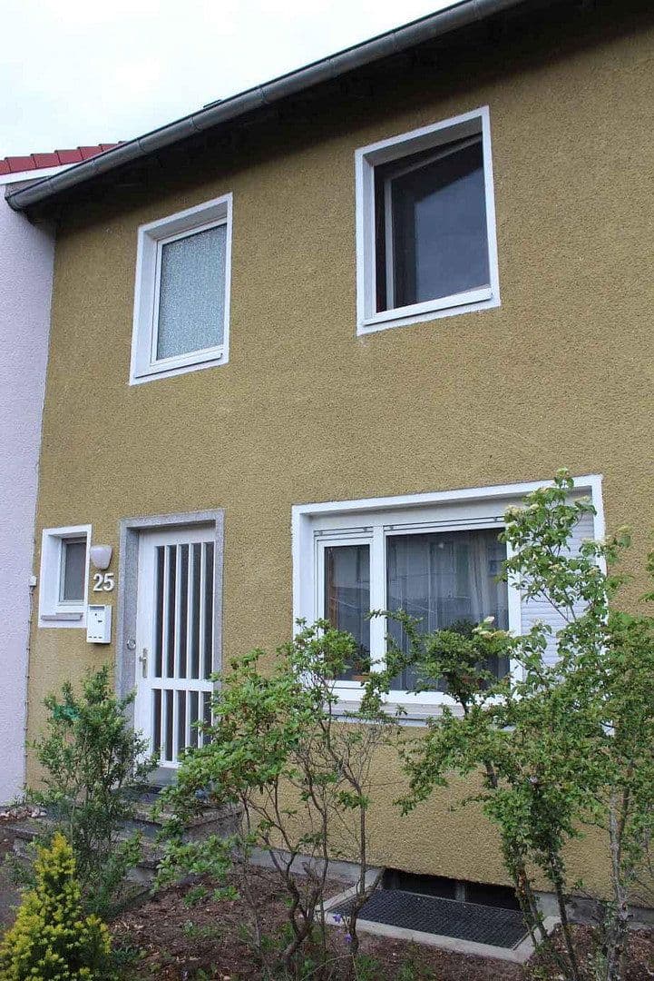 Predaj domu 84 m², pozemek 214 m², Albert-Schweizer-Straße 25, Gifhorn, Dolné Sasko Predaj domu 84 m², pozemek 214 m², Albert-Schweizer-Straße 25, Gifhorn, Dolné Sasko