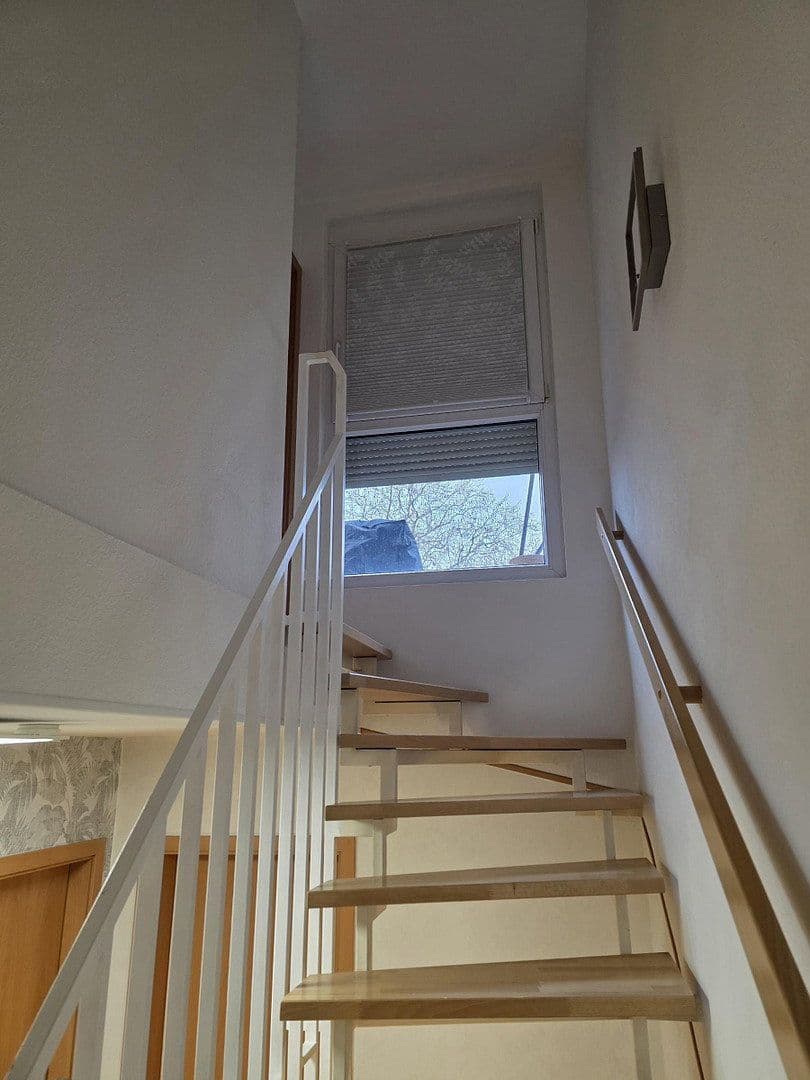 Predaj domu 152 m², pozemek 175 m², Aschaffenburg, Bavorsko Predaj domu 152 m², pozemek 175 m², Aschaffenburg, Bavorsko