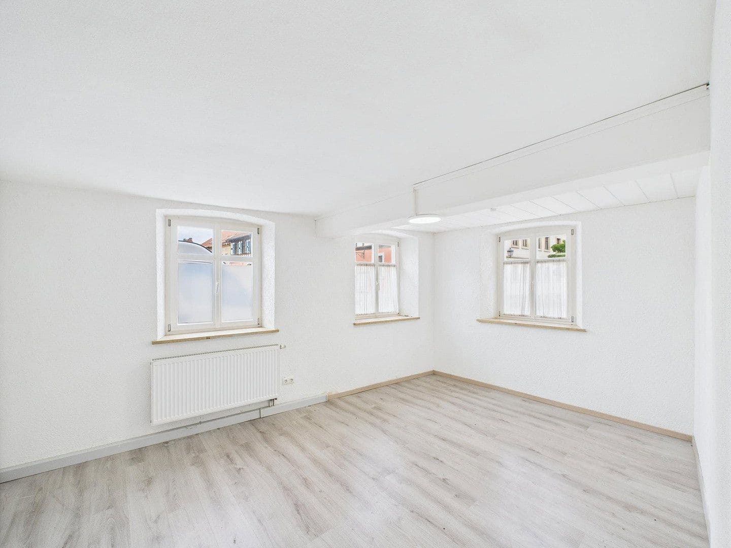 Prenájom domu 280 m², pozemek 200 m², Marktplatz 17, Baunach, Bavorsko Prenájom domu 280 m², pozemek 200 m², Marktplatz 17, Baunach, Bavorsko