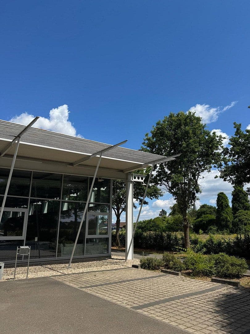 Prenájom nebytového priestoru 10.000 m², Kirchstr. 32, Gommersheim, Porýnie-Falcko Prenájom nebytového priestoru 10.000 m², Kirchstr. 32, Gommersheim, Porýnie-Falcko