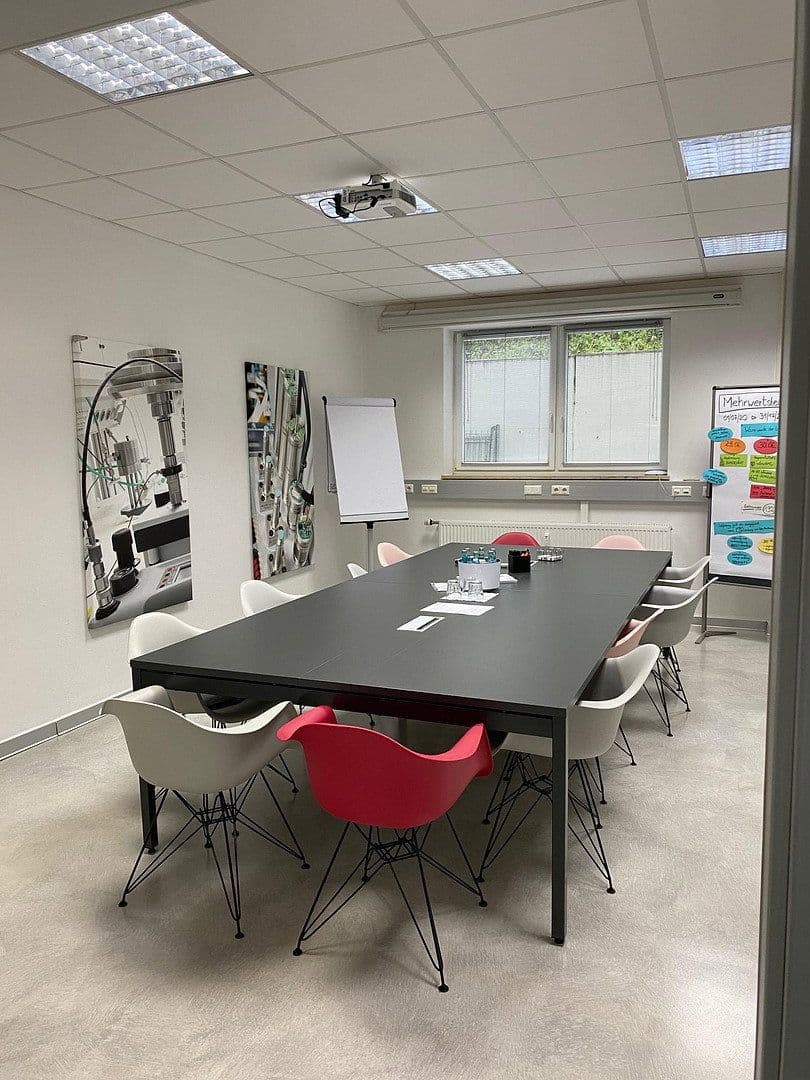 Predaj domu 1.755 m², pozemek 5.629 m², Gelnhausen, Hesensko Predaj domu 1.755 m², pozemek 5.629 m², Gelnhausen, Hesensko