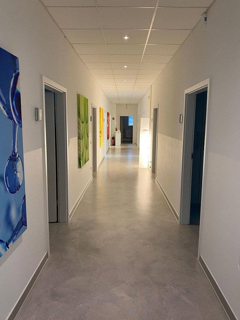 Predaj domu 1.755 m², pozemek 5.629 m², Gelnhausen, Hesensko Predaj domu 1.755 m², pozemek 5.629 m², Gelnhausen, Hesensko