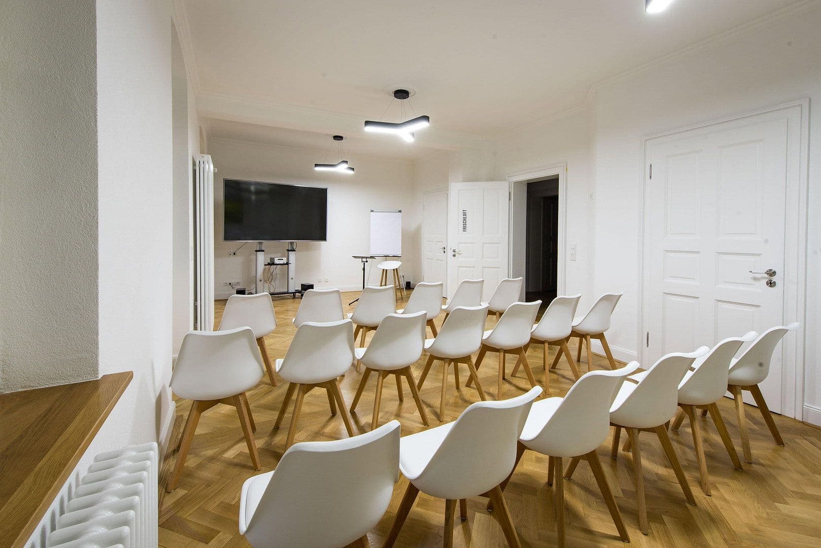 Prenájom kancelárie 165 m², Wilhelmshöher Allee 320, Kassel, Hesensko Prenájom kancelárie 165 m², Wilhelmshöher Allee 320, Kassel, Hesensko