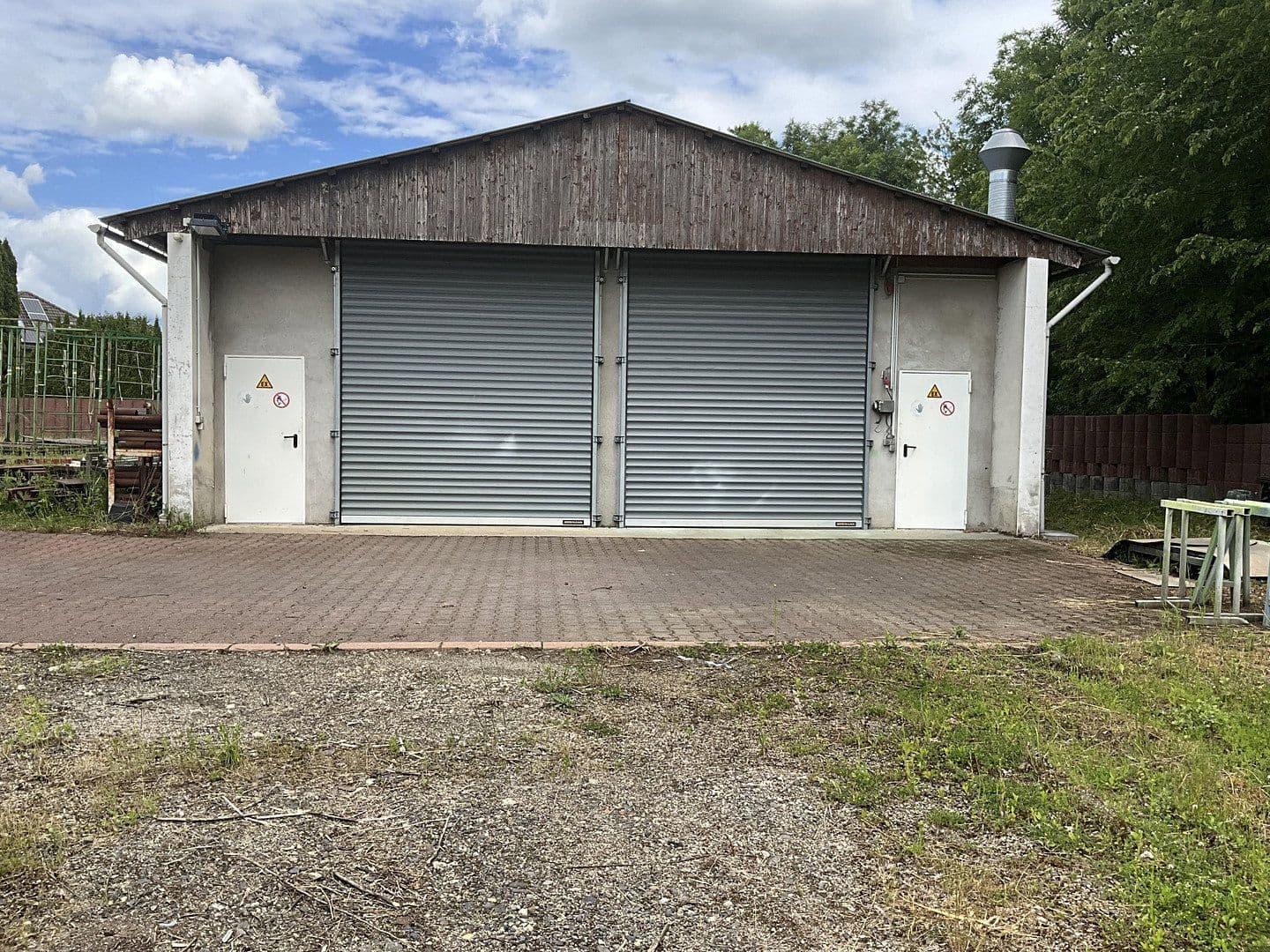 Prenájom nebytového priestoru 3.000 m², Polch, Porýnie-Falcko Prenájom nebytového priestoru 3.000 m², Polch, Porýnie-Falcko