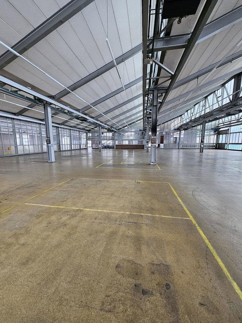 Prenájom nebytového priestoru 12.200 m², Carl-Jacob-Kolb-Weg 2, Wertheim, Bádensko-Wurttembersko Prenájom nebytového priestoru 12.200 m², Carl-Jacob-Kolb-Weg 2, Wertheim, Bádensko-Wurttembersko