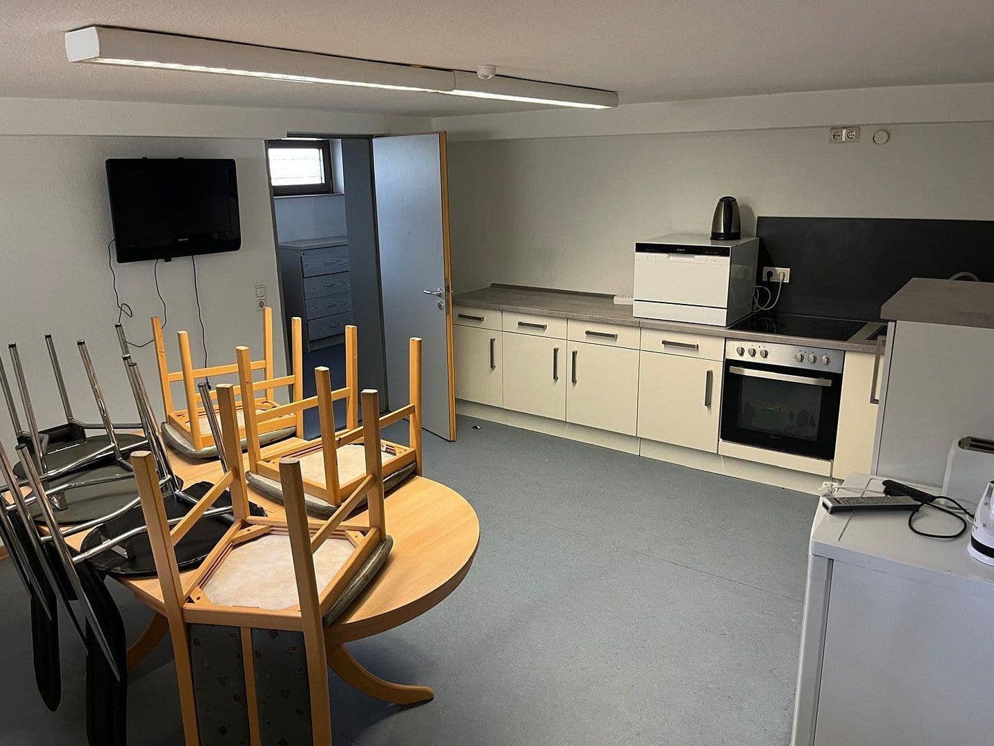 Prenájom bytu 214 m², Kröv, Porýnie-Falcko Prenájom bytu 214 m², Kröv, Porýnie-Falcko