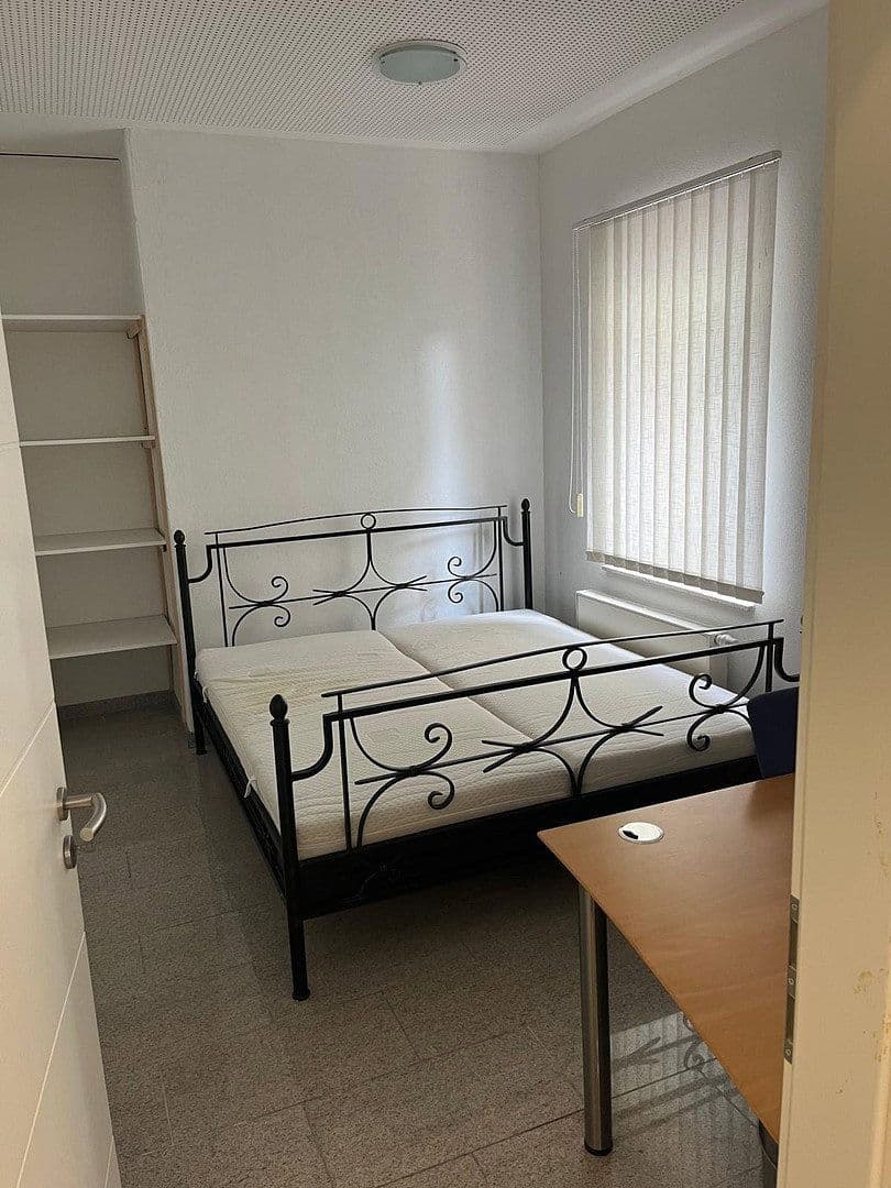 Prenájom bytu 214 m², Kröv, Porýnie-Falcko Prenájom bytu 214 m², Kröv, Porýnie-Falcko