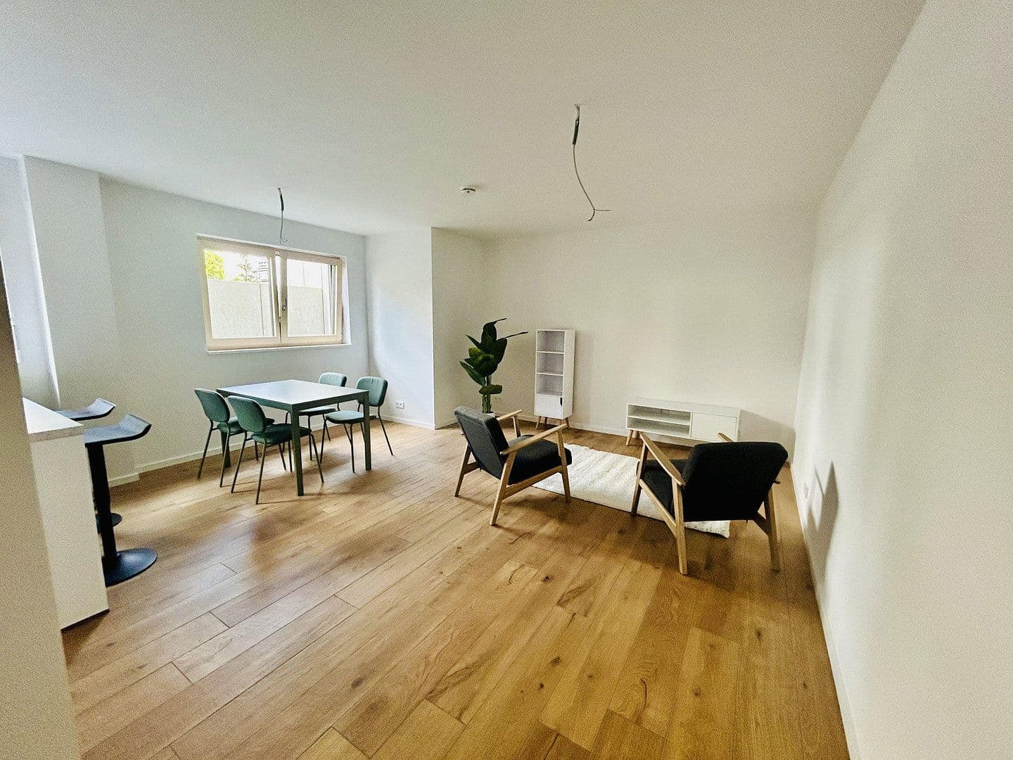 Prenájom bytu 1-izbový 44 m², Mühlheim am Main, Hesensko Prenájom bytu 1-izbový 44 m², Mühlheim am Main, Hesensko