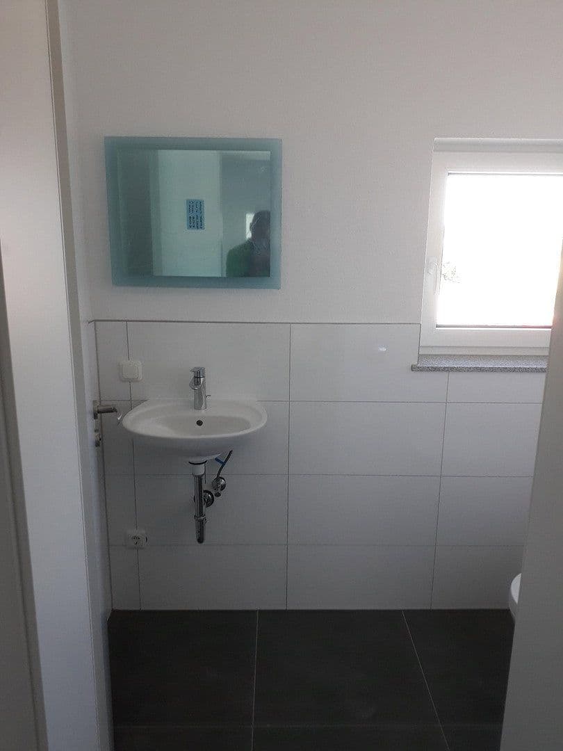 Prenájom kancelárie 74 m², Lintgesfuhr 29a, Bornheim, Severné Porýnie - Westfálsko Prenájom kancelárie 74 m², Lintgesfuhr 29a, Bornheim, Severné Porýnie - Westfálsko