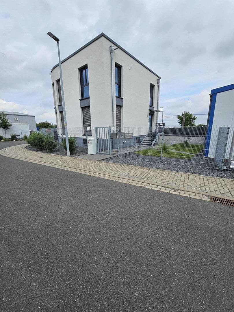 Prenájom kancelárie 74 m², Lintgesfuhr 29a, Bornheim, Severné Porýnie - Westfálsko Prenájom kancelárie 74 m², Lintgesfuhr 29a, Bornheim, Severné Porýnie - Westfálsko