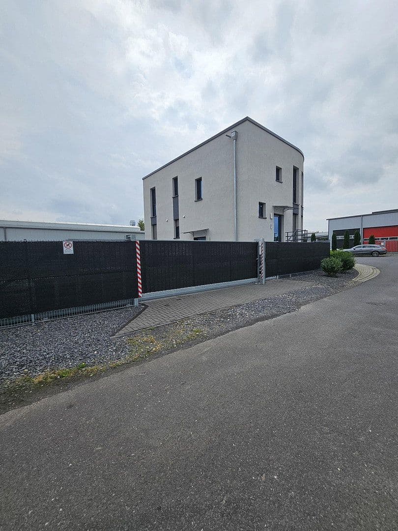 Prenájom kancelárie 74 m², Lintgesfuhr 29a, Bornheim, Severné Porýnie - Westfálsko Prenájom kancelárie 74 m², Lintgesfuhr 29a, Bornheim, Severné Porýnie - Westfálsko