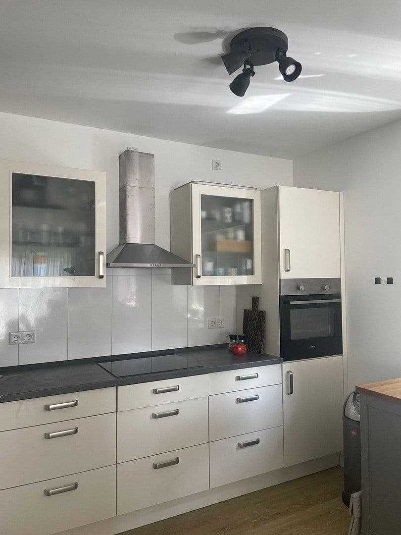 Prenájom domu 125 m², pozemek 310 m², Hainbuchenweg 3a, Lauenburg/Elbe, Šlezvicko-Holštajnsko Prenájom domu 125 m², pozemek 310 m², Hainbuchenweg 3a, Lauenburg/Elbe, Šlezvicko-Holštajnsko