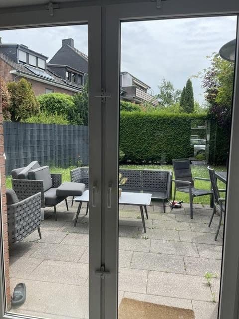 Prenájom domu 180 m², pozemek 290 m², Franz-Schubert-Str. 14, Ratingen, Severné Porýnie - Westfálsko Prenájom domu 180 m², pozemek 290 m², Franz-Schubert-Str. 14, Ratingen, Severné Porýnie - Westfálsko