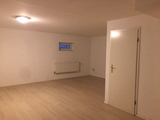 Prenájom domu 180 m², pozemek 290 m², Franz-Schubert-Str. 14, Ratingen, Severné Porýnie - Westfálsko Prenájom domu 180 m², pozemek 290 m², Franz-Schubert-Str. 14, Ratingen, Severné Porýnie - Westfálsko