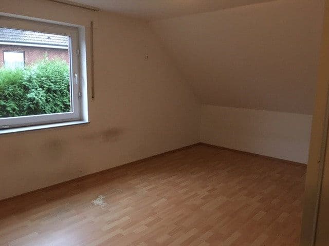 Prenájom domu 180 m², pozemek 290 m², Franz-Schubert-Str. 14, Ratingen, Severné Porýnie - Westfálsko Prenájom domu 180 m², pozemek 290 m², Franz-Schubert-Str. 14, Ratingen, Severné Porýnie - Westfálsko