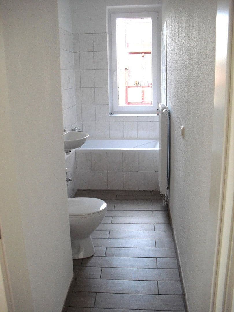 Prenájom bytu 2-izbový 55 m², Stollbergstraße, Erfurt, Durínsko Prenájom bytu 2-izbový 55 m², Stollbergstraße, Erfurt, Durínsko