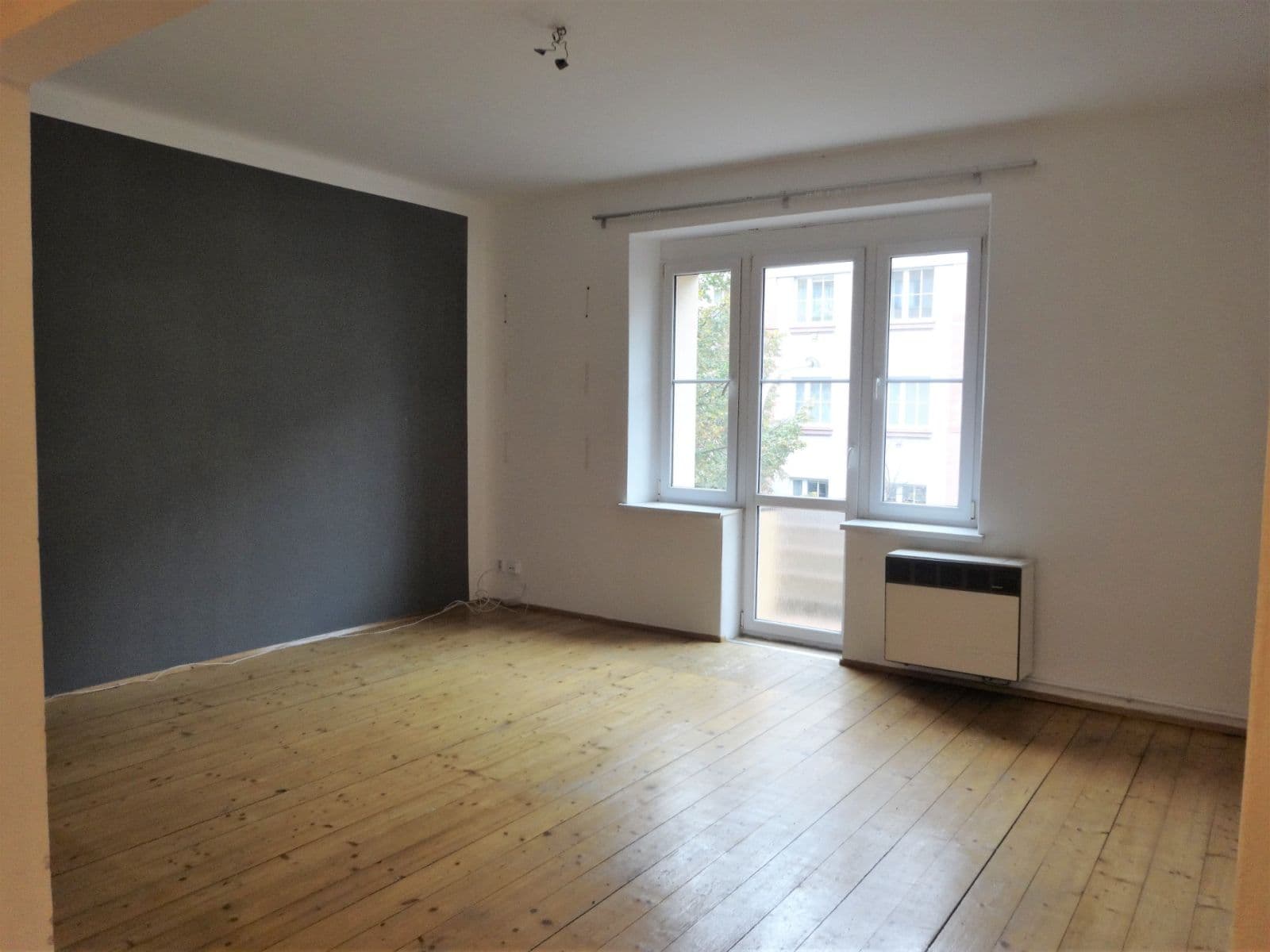 Prenájom bytu 2-izbový 60 m², Osadní, Praha, Praha Prenájom bytu 2-izbový 60 m², Osadní, Praha, Praha