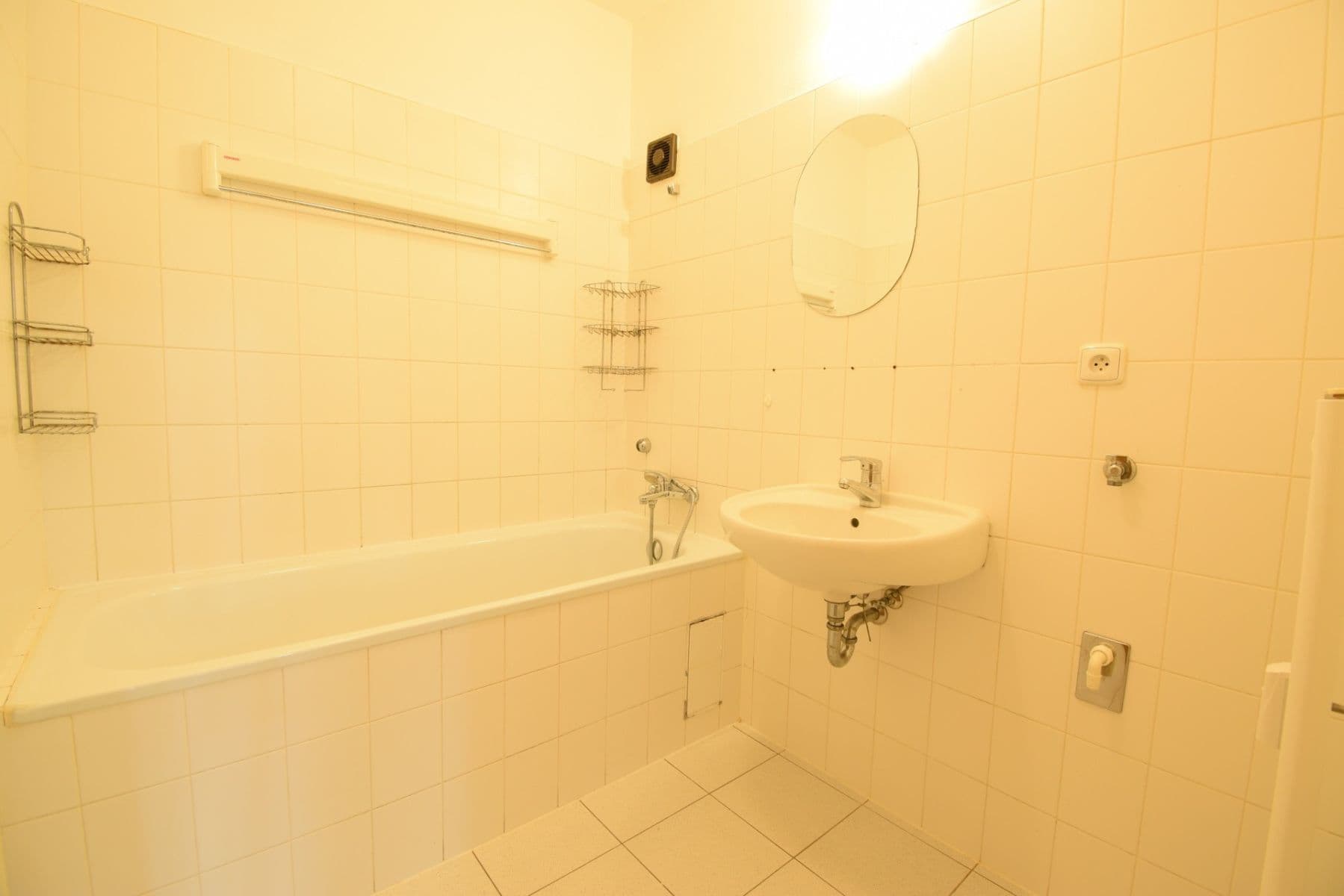 Predaj bytu 2-izbový 59 m², K Haltýři, Praha, Praha Predaj bytu 2-izbový 59 m², K Haltýři, Praha, Praha